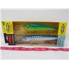 Image 2 : LOT OF 2 LARGE FISH HOOKS (RAPELA MAGNUM, STORM DEEP THUNDER 15)