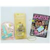 Image 1 : LOT OF ASSORTED HOUSEHOLD ITEMS (SPARE CHANGE JAR, MASSAGER, MAGAZINE ETC..