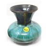 Image 3 : LOT OF 2 BLUE MOUNTAIN VASES (5 1/4 INCHES HIGH) *NO CHIPS OR CRACKS*