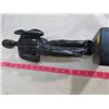 Image 2 : 4 WOODEN STATUES