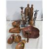 Image 1 : LARGE LOT OF WOODEN FIGURINES AND BOWLS
