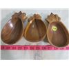 Image 2 : LARGE LOT OF WOODEN FIGURINES AND BOWLS