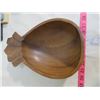 Image 3 : LARGE LOT OF WOODEN FIGURINES AND BOWLS