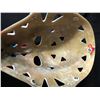Image 3 : GRANT FUHR SIGNED VINTAGE FIBERGLASS GOALIE MASK ART BY DON SCOTT