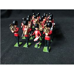 BRITAINS TOY SOLDIERS