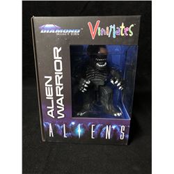 Aliens Vinimates Alien Warrior Vinyl Action Figure