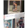 Image 2 : WAYNE GRETZKY HOCKEY CARD LOT