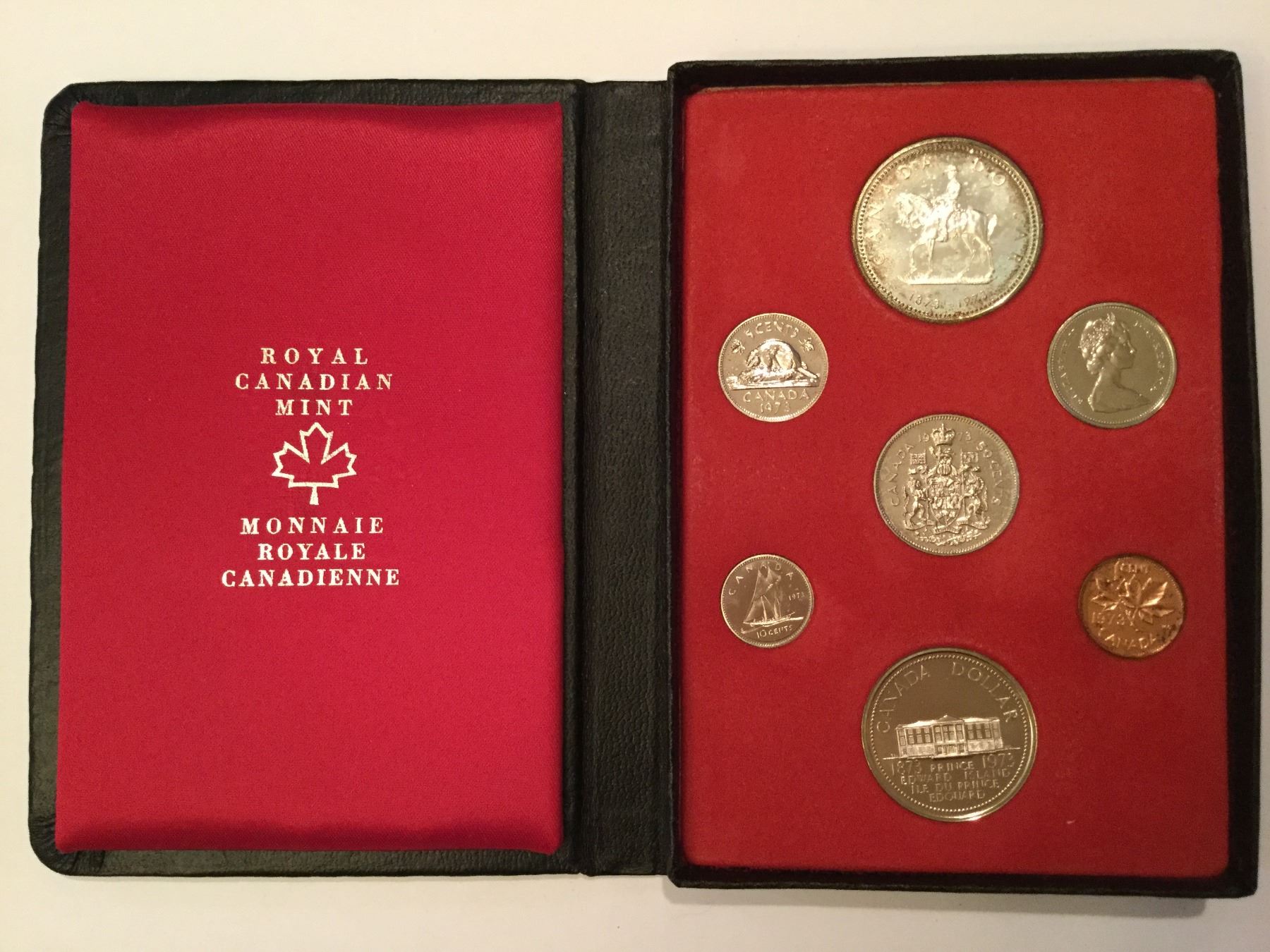 1973 Canadian Double Dollar Coin Set With Large Bust