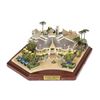 Image 1 : "Plaza Pavilion", "Aladdin's Oasis", "Tiki Room" Model.