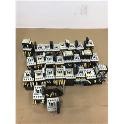 LOT OF CONTACTORS SEE PHOTOS FOR PART NUMBERS