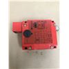 Image 3 : TELEMECANIQUE XCS-E SAFTEY INTERLOCK SWITCH