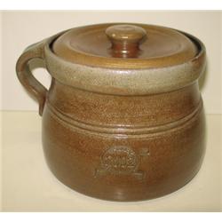 ROWE POTTERY POT