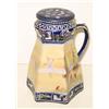 Image 1 : NIPPON HANDLED SHAKER