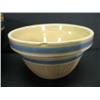 Image 2 : YELLOWARE MIXING BOWLS