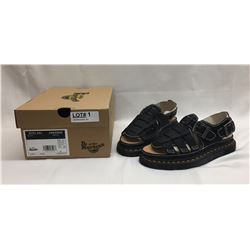 SIZE 7 BLACK GRIZZLY SANDALS