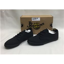 SIZE 4 BLACK T CANVAS SHOES