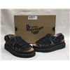 Image 2 : SIZE 5 BLACK GRIZZLY SANDALS