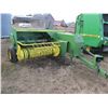 Image 2 : JOHN DEERE 336 SQUARE BALER