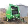 Image 2 : JOHN DEERE 566 ROUND BALER