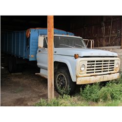 1976 FORD F500 SINGLE AXLE TRUCK