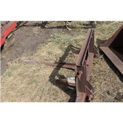 3 PRONG BALE FORK