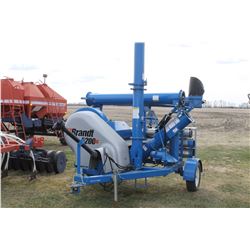 BRANDT 5200 EX 1000 P.T.O.  GRAIN VAC