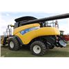 Image 2 : 2009 NEW HOLLAND CR 9070 Combine