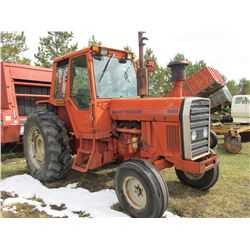 MASSEY FERGUSON 699 TRACTOR