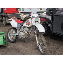 1999 HONDA 250R DIRT BIKE