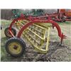 Image 1 : NEW HOLLAND 56 - 5 BAR HAY RAKE