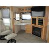 Image 4 : 2008 BRISTOL BAY 3450TS FIFTH WHEEL TRAILER