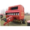 Image 2 : NEW HOLLAND 688 ROUND BALER