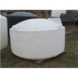 APPROX. 850 GALLON POTABLE WATER TANK