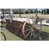 Image 1 : OLD 16 RUN SEED DRILL