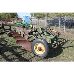 JOHN DEERE 4 BOTTOM PLOW