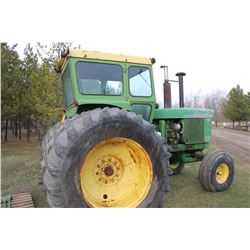 JOHN DEERE 4620 CAHR TRACTOR