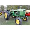 Image 3 : JOHN DEERE 4020 GAS TRACTOR