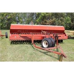 IH 14' - 620 Press Drill