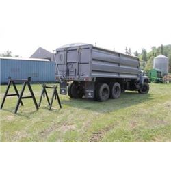 1980 FORD 8000 Tandem Truck