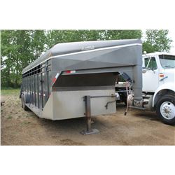 2006 BERGEN 24’ GOOSENECK TANDEM AXLE Stock Trailer