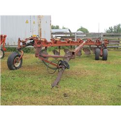 MELROE 7 BOTTOM PLOW