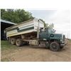 Image 1 : 1983 FORD 9000 TANDEM AXLE GRAIN TRUCK