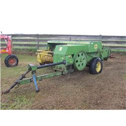 JOHN DEERE 336 SQUARE BALER