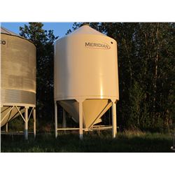 MERIDIAN 14 - 12-APPROX 2100 U FERTILIZER BIN