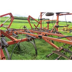 MORRIS MAGNUM II - 25' CULTIVATOR