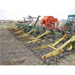 JOHN DEERE 42' DEEP TILLAGE