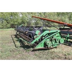 JOHN DEERE HEADER