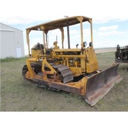 CAT D4