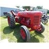 Image 4 : MCCORMICK W9 TRACTOR