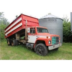 1980 IH 1954 Tandem Truck